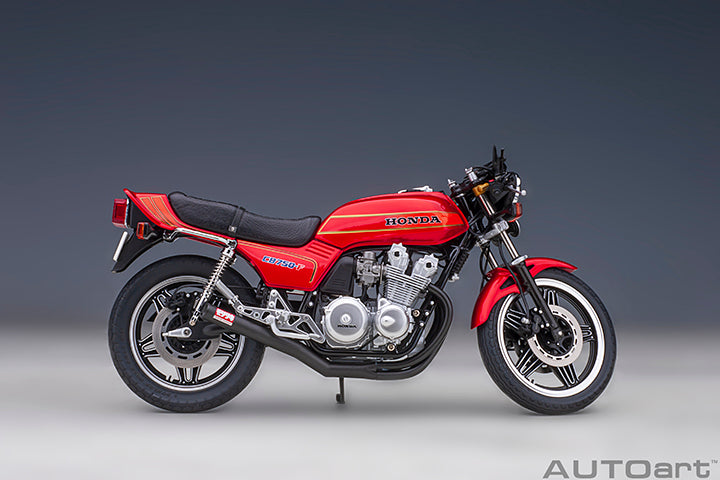 AutoArt HONDA CB750F BARIBARI LEGEND 1:12