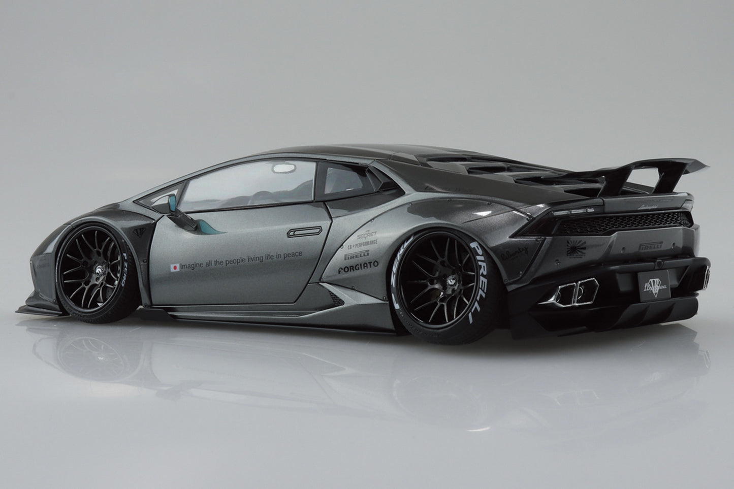Aoshima 1/24 Liberty Walk LB-Works Lamborghini Huracan Ver.2