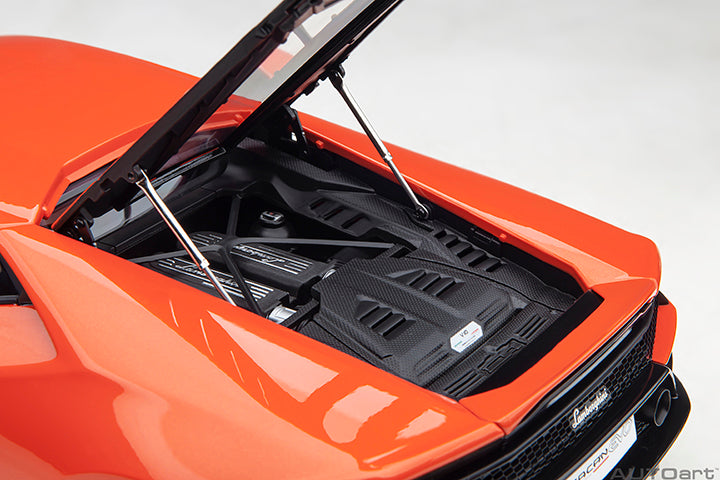 AutoArt LAMBORGHINI HURACAN EVO (ARANCIO XANTO) 1:18