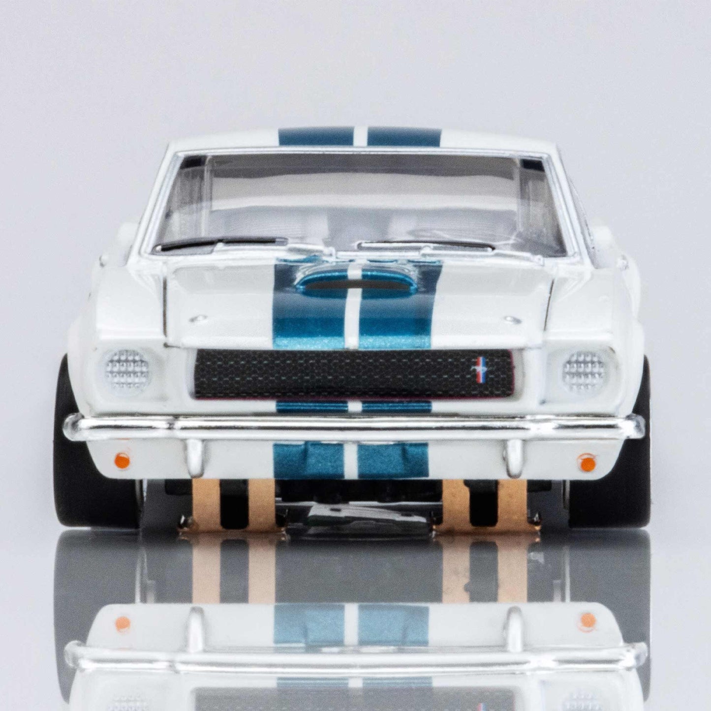 AFX Shelby GT350 1965 White/Blue