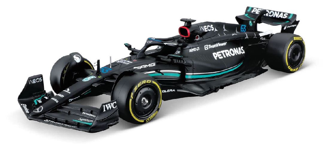 Bburago 1/24 Race Formula Mercedes W14 w/ figure (2023) (Russell #63)
