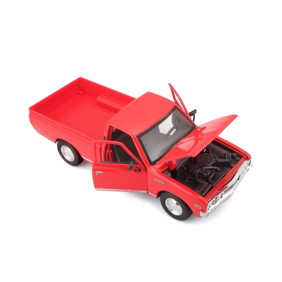 Maisto 1/24 Special Edition 1973 Datsun 620 Pick-up (Red)