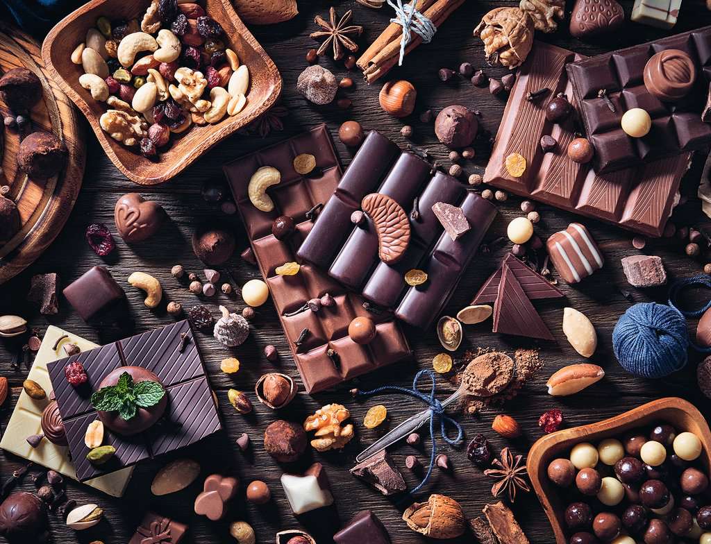167159 - RAVENSBURGER 2000PC - CHOCOLATE PARADISE