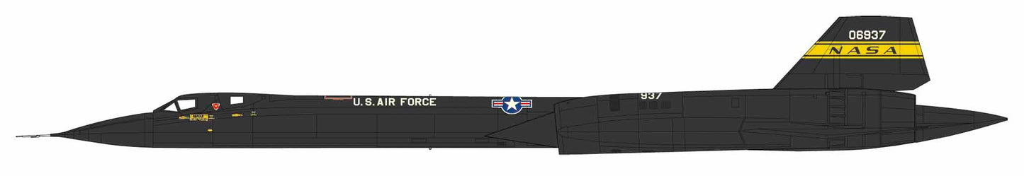 Hasegawa 1/72 SR-71(YF-12C) Blackbird "NASA 1971"