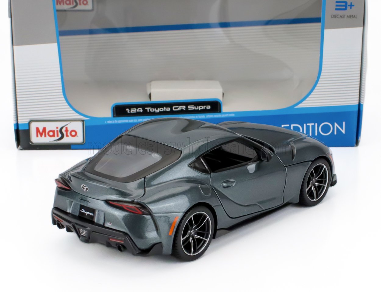 Maisto 1/24 SE 2022 Toyota Supra GR (Gray)