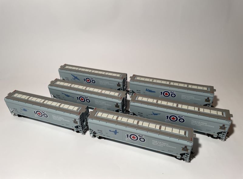 North American Railcar (12 pack)- HO Scale - RCAF 100th Anniversary Cars