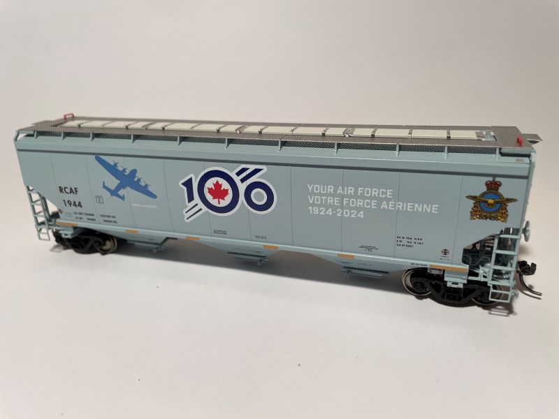 North American Railcar (12 pack)- HO Scale - RCAF 100th Anniversary Cars