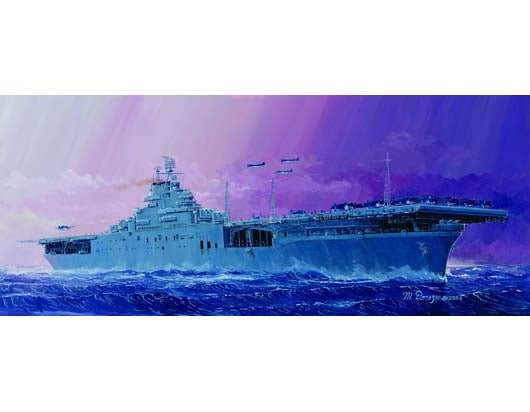 Trumpeter 5728 1/700 USS ESSEX CV-9 CARRIER