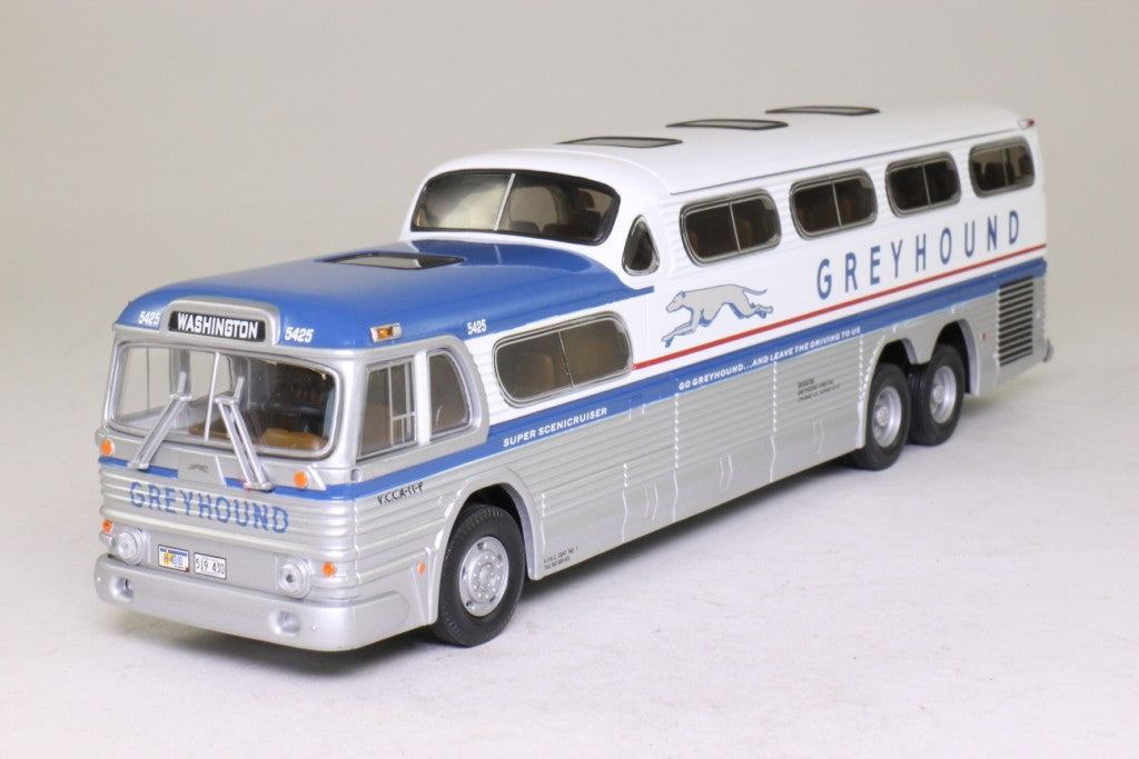 Corgi Greyhound Scenicruiser GM4501 Destination Pittsburgh 1:50 US54405