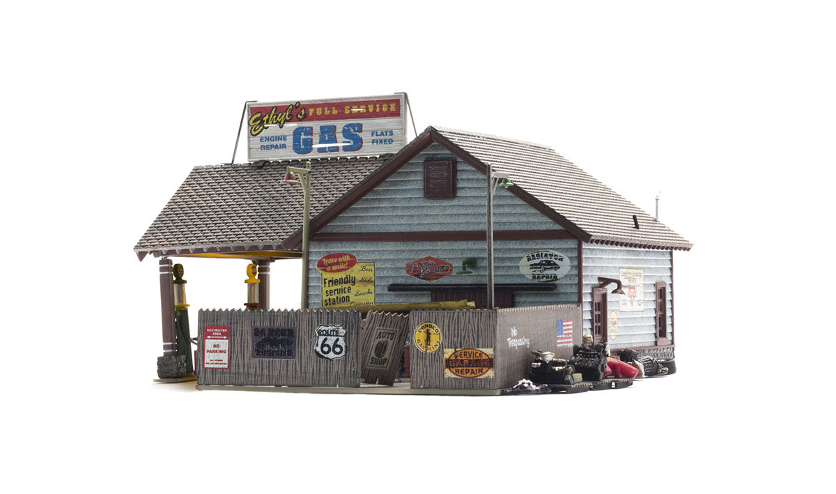 Ethyl's Gas & Service - HO Scale