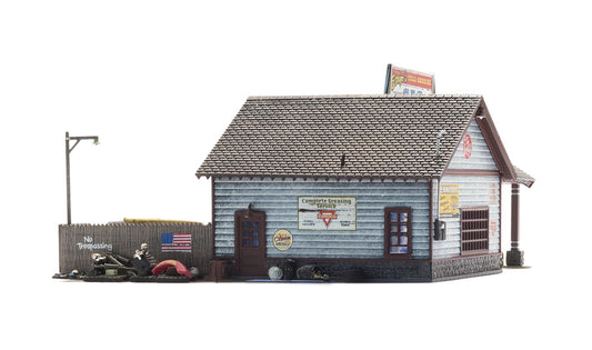 Ethyl's Gas & Service - HO Scale