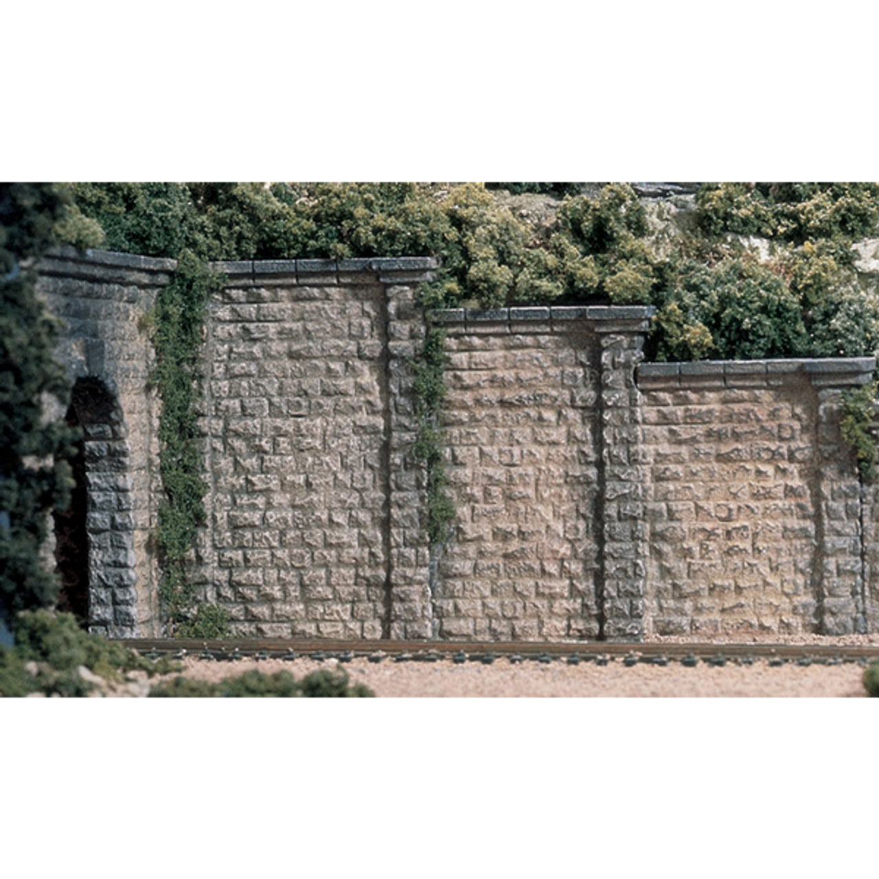 C1259 Cut Stone Wing Wall (3) HO