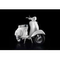 Italeri 1/9 Vespa 125 Primavera Scooter