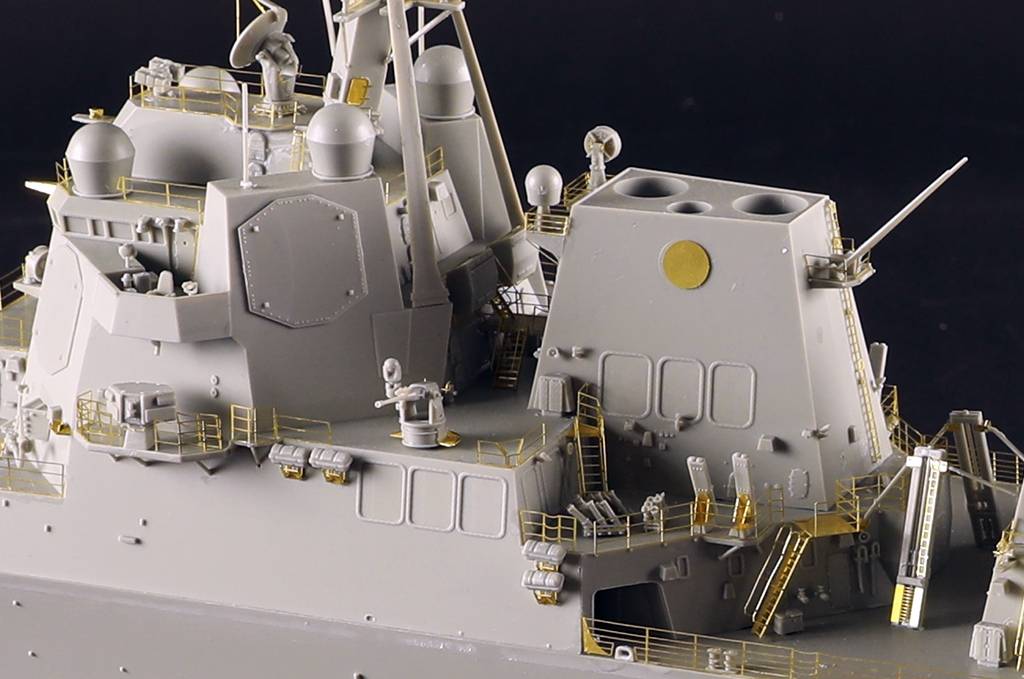 I Love Kits 1/200 USS Pinckney DDG-91