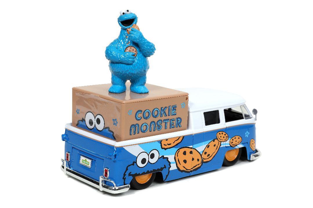 Jada 1/24 "Hollywood Rides" 1963 VW Bus & Cookie Monster