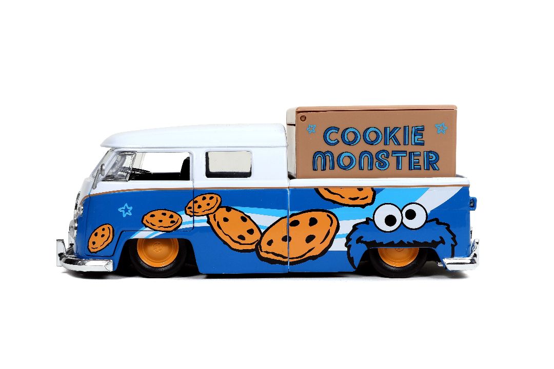 Jada 1/24 "Hollywood Rides" 1963 VW Bus & Cookie Monster