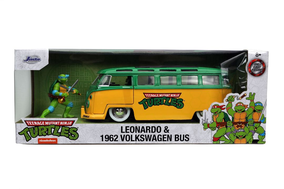 Jada 1/24 "Hollywood Rides" 1962 VW Bus w/Leonardo (TMNT)