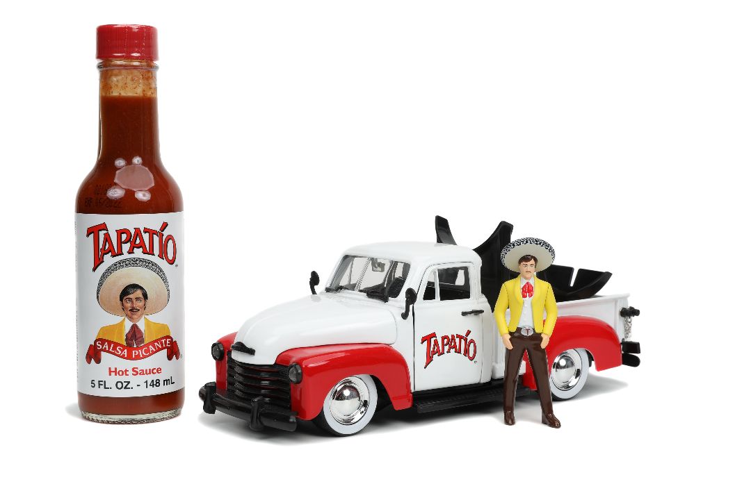 Jada 1/24 "Hollywood Rides" 1953 Chevy Pickup w/Charro Man