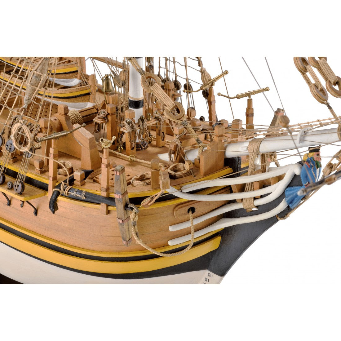Amati 1432 1/60 H.M.S. Bounty Royal Navy 1787