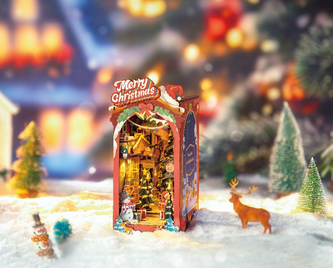 Rolife Christmas Street Book Nook Shelf Insert