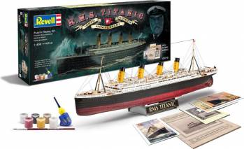 1/400 RMS Titanic Ocean Liner 100th Anniversary (includes postcar By REVELL GERMANY