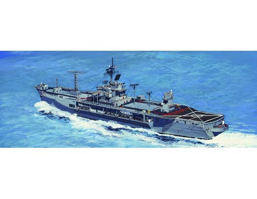 Trumpeter 05719 1/700 USS Mount Whitney LCC-20 1997